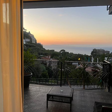 La Conca Dei Sogni Apartment Sorrento Bagian luar foto